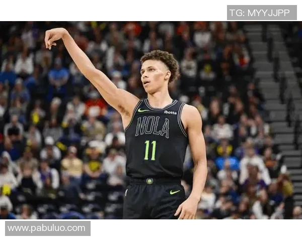 戴森丹尼尔斯的崛起之路：从青涩新星到篮球赛场的璀璨明星