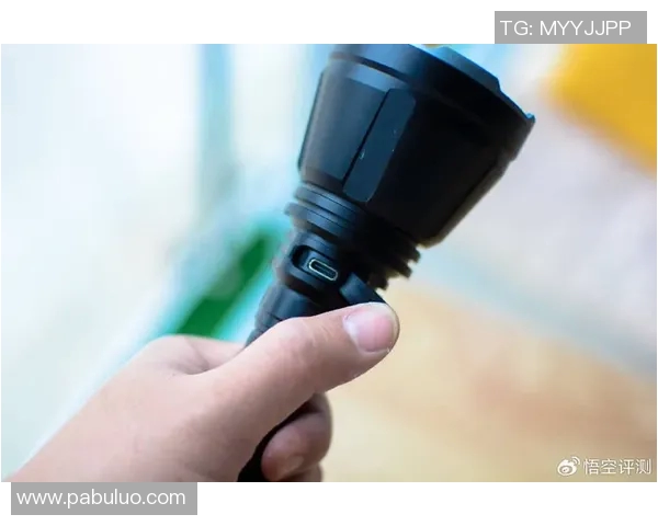 选择Fenix手电哪个系列最适合你的需求与使用场景解析