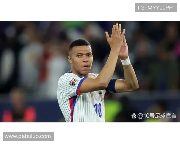 姆巴佩在世界杯赛场上的精彩表现引发全球关注与热议