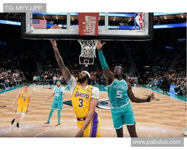 2018年12月16日湖人与黄蜂精彩对决回放全场集锦分析与精彩瞬间回顾