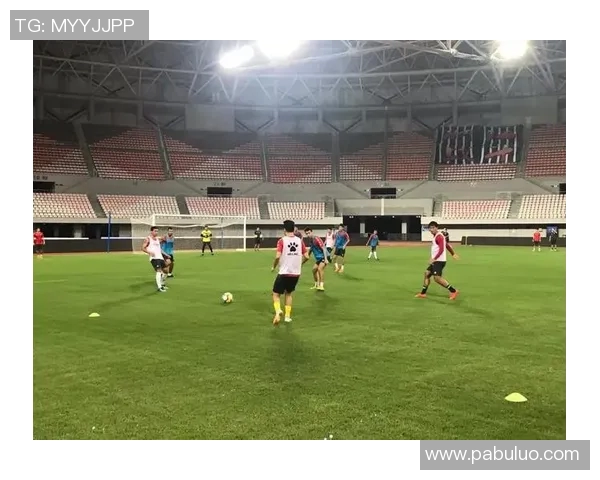 梅县铁汉迎战武汉卓尔争夺中甲联赛重要积分的激烈对决