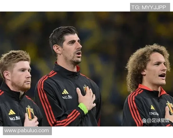 库尔图瓦：守护球门的传奇门将与他的辉煌职业生涯回顾