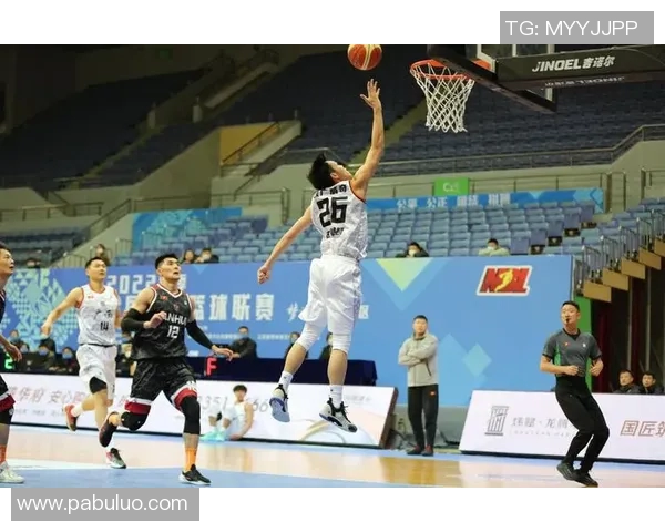 安徽文一队迎战劲敌全力争胜展现球队实力与团结精神