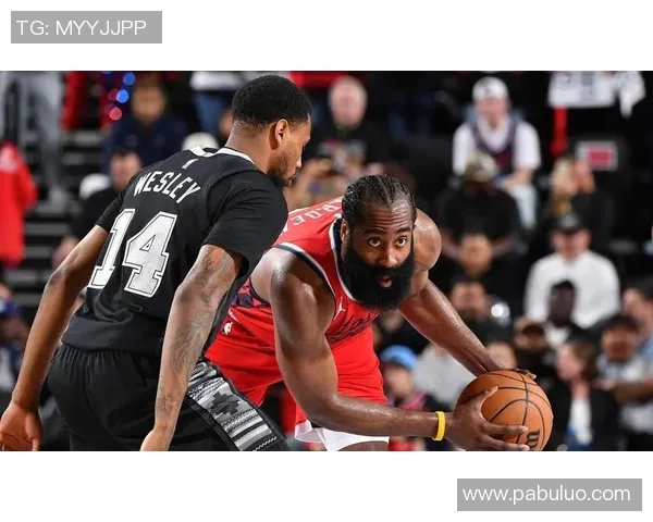 马刺与快船季后赛激战正酣精彩直播尽在眼前不容错过